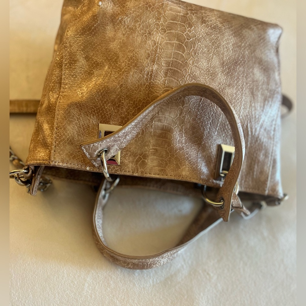 Ivanka Trump Vintage Y2K Tan Two Way Crossbody Bag with Chain Strap EUC - Picture 8 of 14